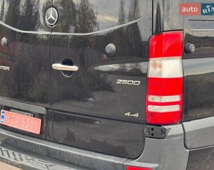 Черный Мерседес Sprinter, объемом двигателя 30 л и пробегом 194 тыс. км за 37300 $, фото 7 на Automoto.ua