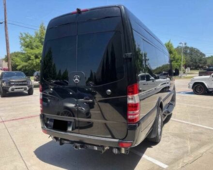 Чорний Мерседес Sprinter, об'ємом двигуна 3 л та пробігом 74 тис. км за 11600 $, фото 4 на Automoto.ua