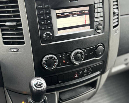 Черный Мерседес Sprinter, объемом двигателя 2.2 л и пробегом 337 тыс. км за 24900 $, фото 44 на Automoto.ua