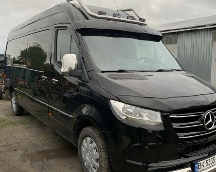 Черный Мерседес Sprinter, объемом двигателя 2.1 л и пробегом 322 тыс. км за 29500 $, фото 1 на Automoto.ua