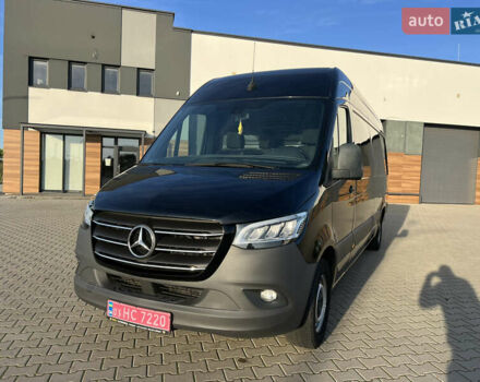 Черный Мерседес Sprinter, объемом двигателя 0 л и пробегом 370 тыс. км за 25800 $, фото 10 на Automoto.ua