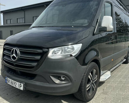 Черный Мерседес Sprinter, объемом двигателя 3 л и пробегом 202 тыс. км за 44600 $, фото 1 на Automoto.ua