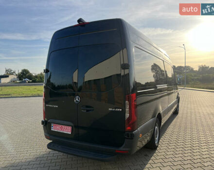 Черный Мерседес Sprinter, объемом двигателя 0 л и пробегом 370 тыс. км за 25800 $, фото 5 на Automoto.ua