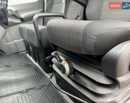 Черный Мерседес Sprinter, объемом двигателя 2.2 л и пробегом 337 тыс. км за 24900 $, фото 53 на Automoto.ua