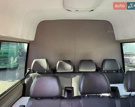 Черный Мерседес Sprinter, объемом двигателя 3 л и пробегом 350 тыс. км за 39900 $, фото 13 на Automoto.ua