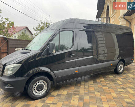 Черный Мерседес Sprinter, объемом двигателя 2.2 л и пробегом 337 тыс. км за 24900 $, фото 1 на Automoto.ua