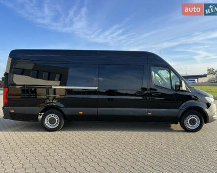 Черный Мерседес Sprinter, объемом двигателя 0 л и пробегом 370 тыс. км за 25800 $, фото 6 на Automoto.ua