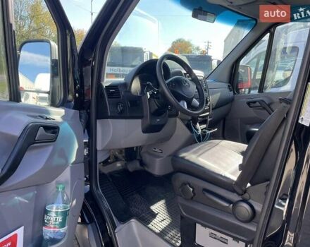 Черный Мерседес Sprinter, объемом двигателя 3 л и пробегом 350 тыс. км за 39900 $, фото 7 на Automoto.ua