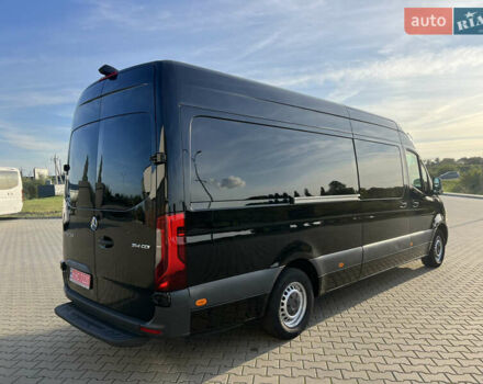 Черный Мерседес Sprinter, объемом двигателя 0 л и пробегом 370 тыс. км за 25800 $, фото 4 на Automoto.ua