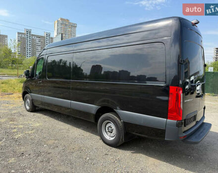 Черный Мерседес Sprinter, объемом двигателя 3 л и пробегом 100 тыс. км за 48999 $, фото 2 на Automoto.ua