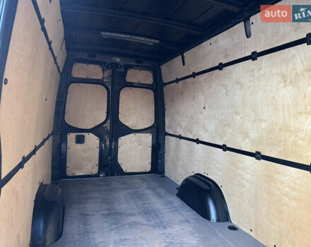 Черный Мерседес Sprinter, объемом двигателя 2.99 л и пробегом 271 тыс. км за 38700 $, фото 46 на Automoto.ua