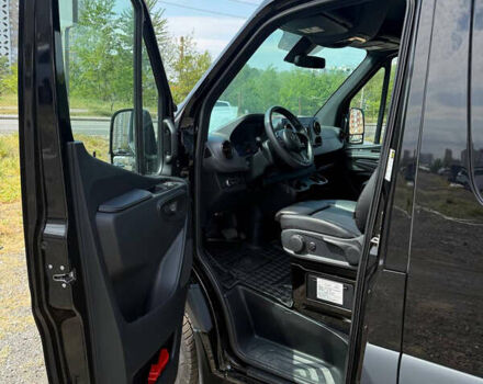 Черный Мерседес Sprinter, объемом двигателя 3 л и пробегом 100 тыс. км за 48999 $, фото 10 на Automoto.ua