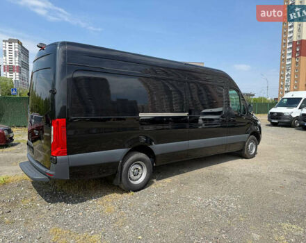 Черный Мерседес Sprinter, объемом двигателя 3 л и пробегом 100 тыс. км за 48999 $, фото 5 на Automoto.ua