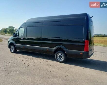 Черный Мерседес Sprinter, объемом двигателя 2.2 л и пробегом 216 тыс. км за 22900 $, фото 3 на Automoto.ua