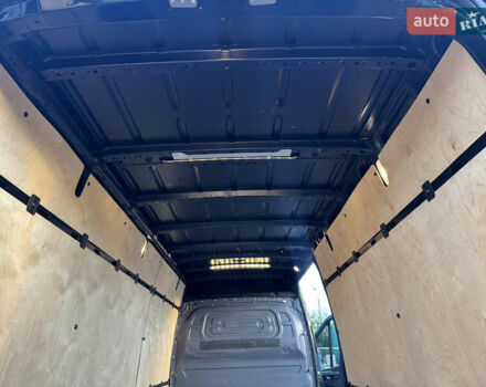 Черный Мерседес Sprinter, объемом двигателя 2.99 л и пробегом 271 тыс. км за 38700 $, фото 51 на Automoto.ua