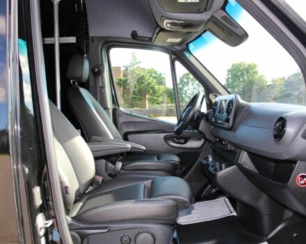 Черный Мерседес Sprinter, объемом двигателя 3 л и пробегом 34 тыс. км за 15000 $, фото 8 на Automoto.ua