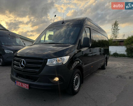 Черный Мерседес Sprinter, объемом двигателя 2.99 л и пробегом 271 тыс. км за 38700 $, фото 4 на Automoto.ua
