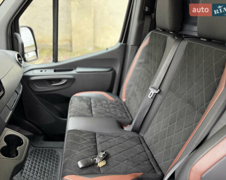 Черный Мерседес Sprinter, объемом двигателя 3 л и пробегом 267 тыс. км за 44500 $, фото 23 на Automoto.ua