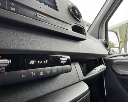 Черный Мерседес Sprinter, объемом двигателя 2 л и пробегом 50 тыс. км за 16000 $, фото 6 на Automoto.ua