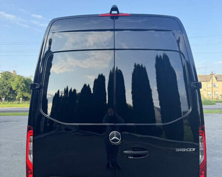 Черный Мерседес Sprinter, объемом двигателя 3 л и пробегом 120 тыс. км за 55990 $, фото 54 на Automoto.ua
