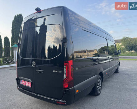 Черный Мерседес Sprinter, объемом двигателя 3 л и пробегом 120 тыс. км за 55990 $, фото 89 на Automoto.ua