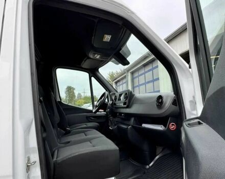 Черный Мерседес Sprinter, объемом двигателя 2 л и пробегом 50 тыс. км за 16000 $, фото 4 на Automoto.ua