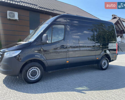 Черный Мерседес Sprinter, объемом двигателя 2.2 л и пробегом 207 тыс. км за 22000 $, фото 4 на Automoto.ua