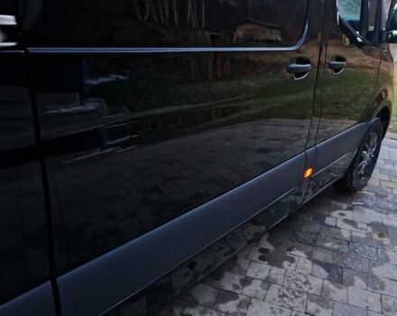 Черный Мерседес Sprinter, объемом двигателя 2.2 л и пробегом 268 тыс. км за 29492 $, фото 25 на Automoto.ua