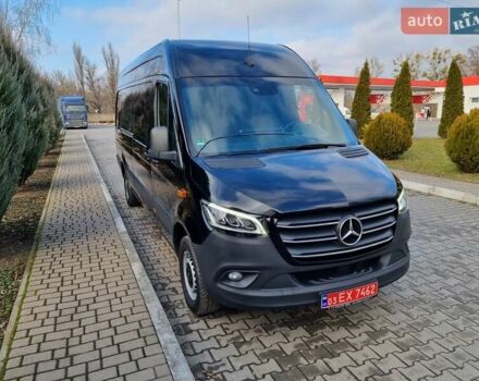Черный Мерседес Sprinter, объемом двигателя 2.99 л и пробегом 596 тыс. км за 32250 $, фото 2 на Automoto.ua