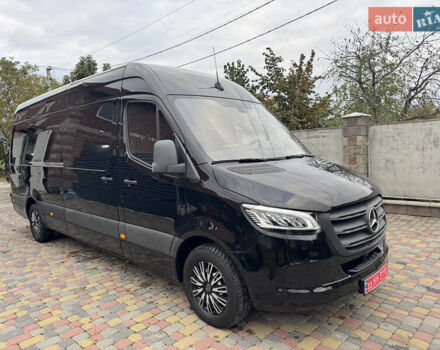 Черный Мерседес Sprinter, объемом двигателя 0 л и пробегом 257 тыс. км за 30550 $, фото 4 на Automoto.ua