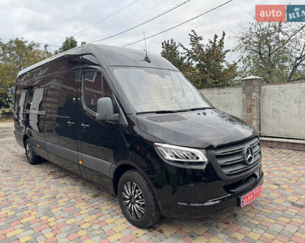 Черный Мерседес Sprinter, объемом двигателя 0 л и пробегом 257 тыс. км за 30550 $, фото 2 на Automoto.ua