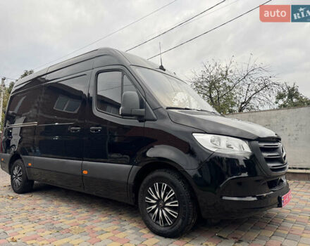 Черный Мерседес Sprinter, объемом двигателя 2.2 л и пробегом 200 тыс. км за 28500 $, фото 3 на Automoto.ua