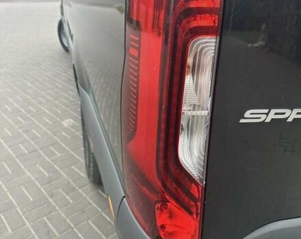 Черный Мерседес Sprinter, объемом двигателя 2.99 л и пробегом 517 тыс. км за 29990 $, фото 9 на Automoto.ua