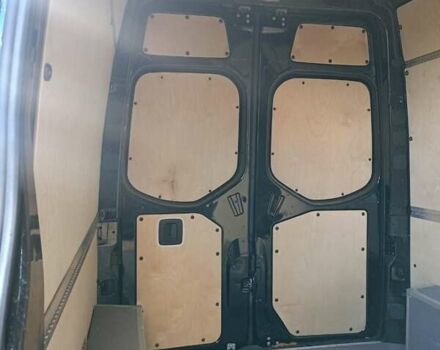 Черный Мерседес Sprinter, объемом двигателя 0 л и пробегом 198 тыс. км за 23500 $, фото 2 на Automoto.ua