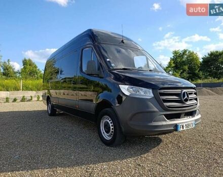 Черный Мерседес Sprinter, объемом двигателя 2.2 л и пробегом 278 тыс. км за 24700 $, фото 2 на Automoto.ua