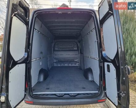 Черный Мерседес Sprinter, объемом двигателя 2.99 л и пробегом 596 тыс. км за 32250 $, фото 7 на Automoto.ua