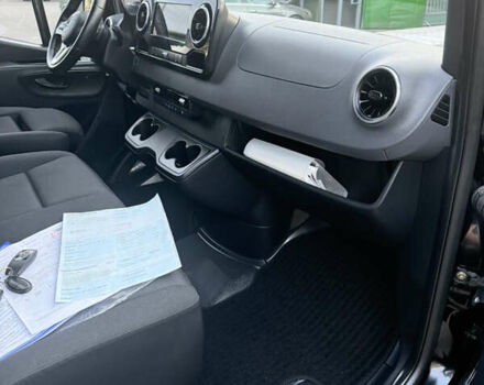 Черный Мерседес Sprinter, объемом двигателя 2.2 л и пробегом 349 тыс. км за 28900 $, фото 44 на Automoto.ua