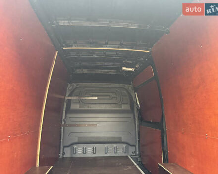 Черный Мерседес Sprinter, объемом двигателя 2.2 л и пробегом 200 тыс. км за 28500 $, фото 20 на Automoto.ua