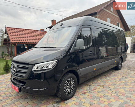 Черный Мерседес Sprinter, объемом двигателя 0 л и пробегом 257 тыс. км за 30550 $, фото 8 на Automoto.ua