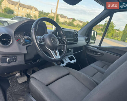 Черный Мерседес Sprinter, объемом двигателя 3 л и пробегом 120 тыс. км за 55990 $, фото 28 на Automoto.ua