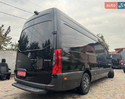 Черный Мерседес Sprinter, объемом двигателя 0 л и пробегом 257 тыс. км за 30550 $, фото 18 на Automoto.ua