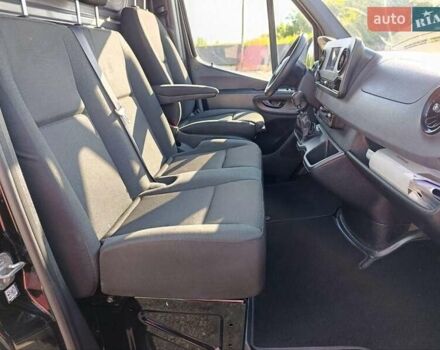 Черный Мерседес Sprinter, объемом двигателя 2.2 л и пробегом 278 тыс. км за 24700 $, фото 12 на Automoto.ua