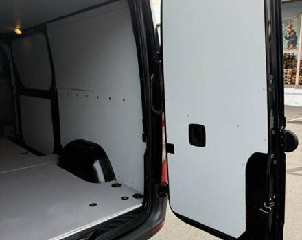Черный Мерседес Sprinter, объемом двигателя 2.2 л и пробегом 349 тыс. км за 28900 $, фото 12 на Automoto.ua