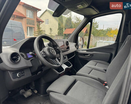 Черный Мерседес Sprinter, объемом двигателя 2.2 л и пробегом 200 тыс. км за 28500 $, фото 10 на Automoto.ua