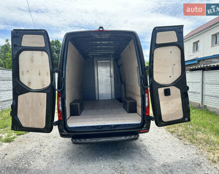 Черный Мерседес Sprinter, объемом двигателя 2.2 л и пробегом 168 тыс. км за 27900 $, фото 7 на Automoto.ua