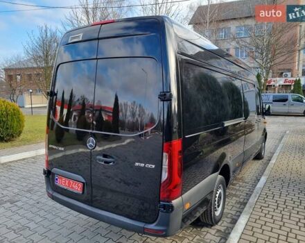 Черный Мерседес Sprinter, объемом двигателя 2.99 л и пробегом 596 тыс. км за 32250 $, фото 3 на Automoto.ua