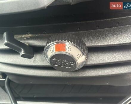 Черный Мерседес Sprinter, объемом двигателя 2.99 л и пробегом 517 тыс. км за 29990 $, фото 16 на Automoto.ua