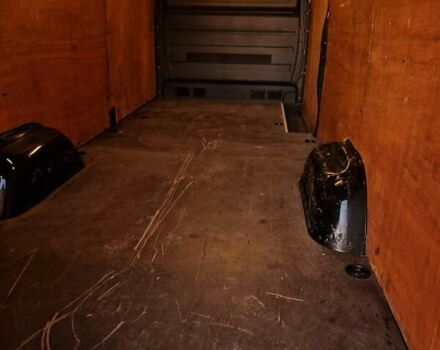 Черный Мерседес Sprinter, объемом двигателя 2.2 л и пробегом 268 тыс. км за 29492 $, фото 13 на Automoto.ua