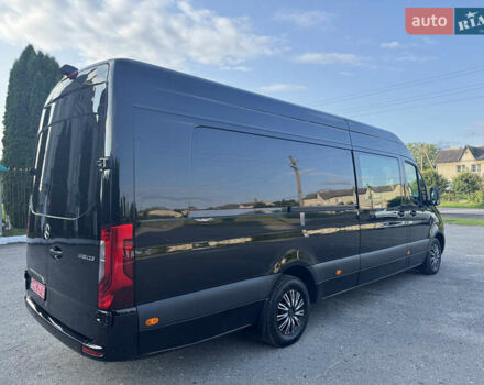 Черный Мерседес Sprinter, объемом двигателя 3 л и пробегом 120 тыс. км за 55990 $, фото 51 на Automoto.ua