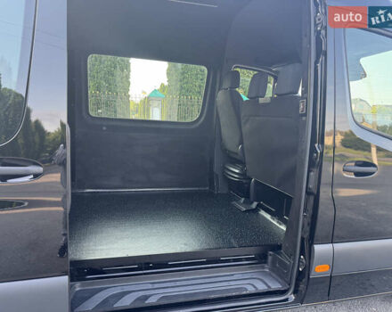 Черный Мерседес Sprinter, объемом двигателя 3 л и пробегом 120 тыс. км за 55990 $, фото 14 на Automoto.ua
